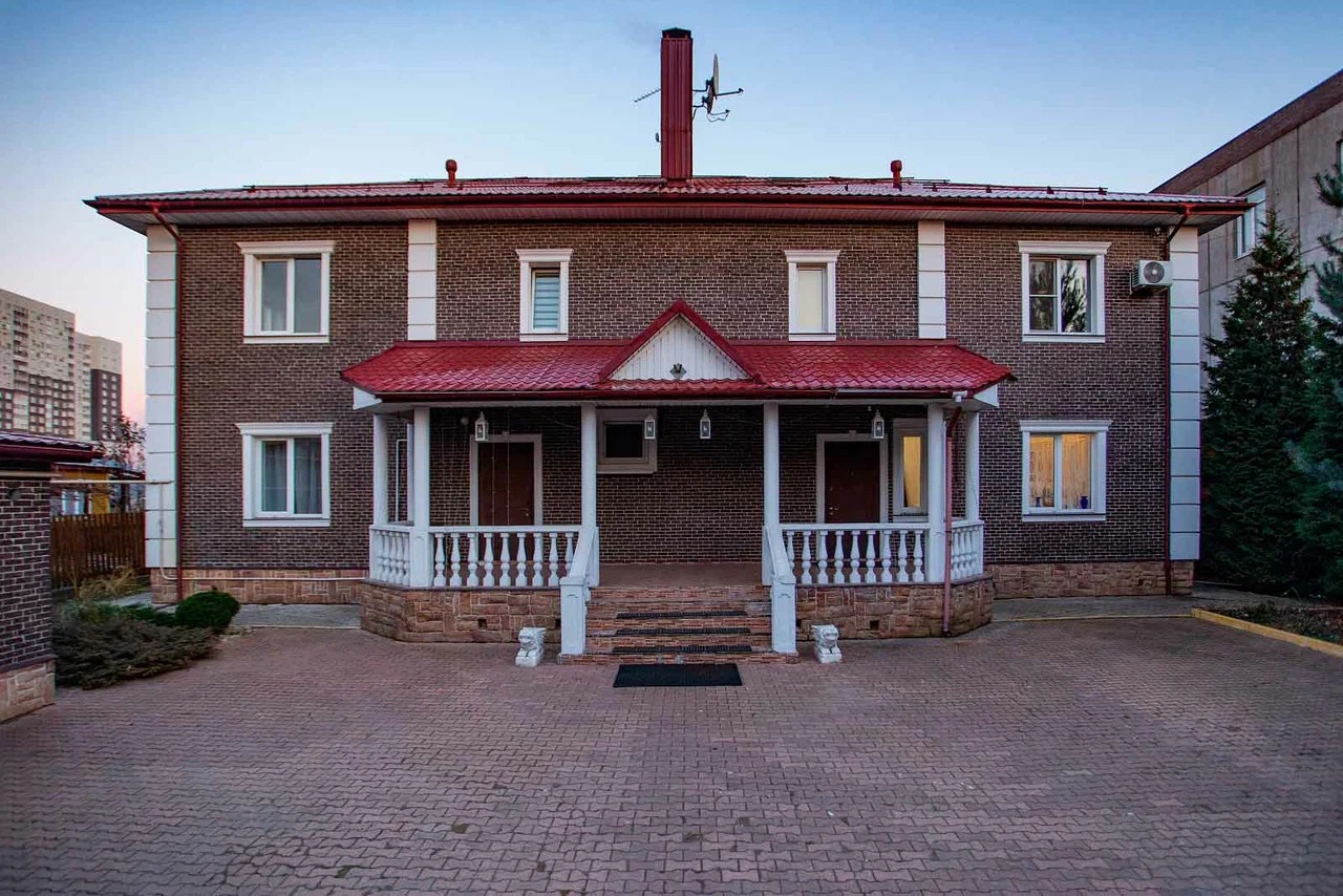 Пансионат Осень жизни Губкино